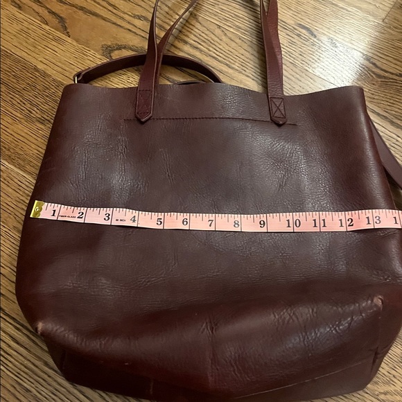 Madewell Medium transporter Tote in Burgundy - Picture 13 of 14